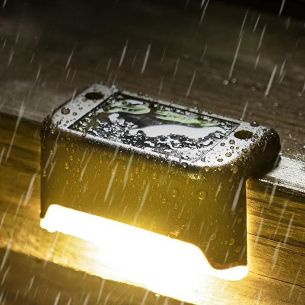 SolarGlow™ | Solcelledrevne trinlys – skab smuk belysning i haven, på trappen og omkring poolen