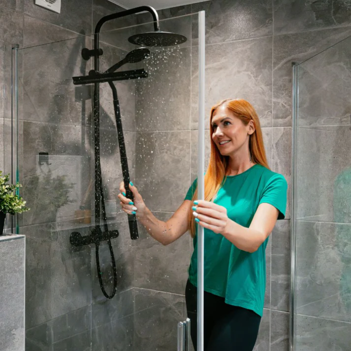 FlexiClean™ Duo | Kombineret 2-i-1 bruseskraber med justerbart håndtag