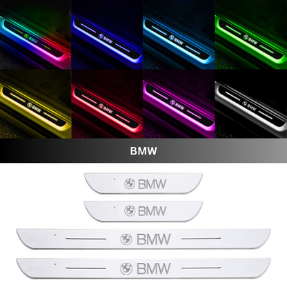 IllumiDrive™ | LED-indstigningslys til bil – magnetisk montering & skiftende farver med dit logo