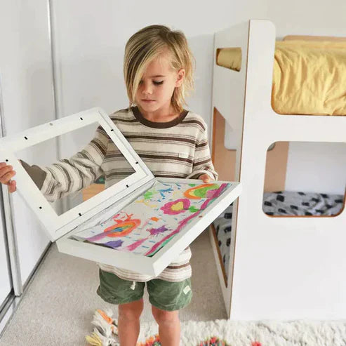 WonderWall™ | Gør dine børns tegninger til kunst – og gem minderne smukt