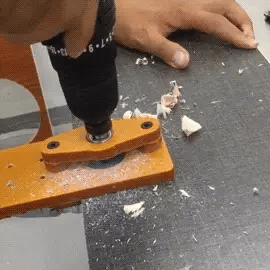 PrecisionPro™ | Laser vaterpas & hældningsmåler – præcise linjer uden fejl